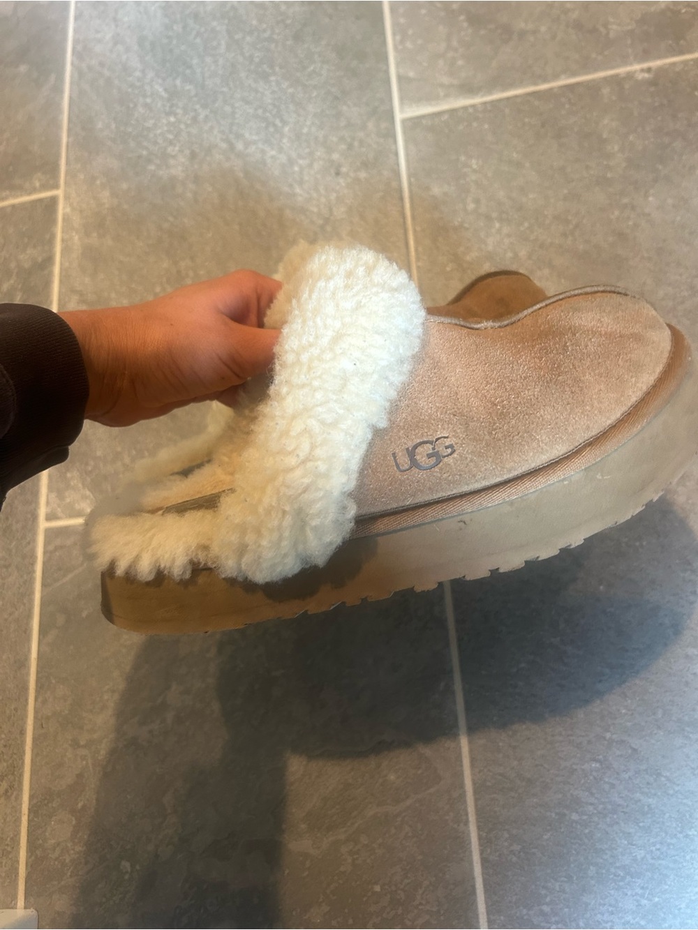 Women’s UGG slippers